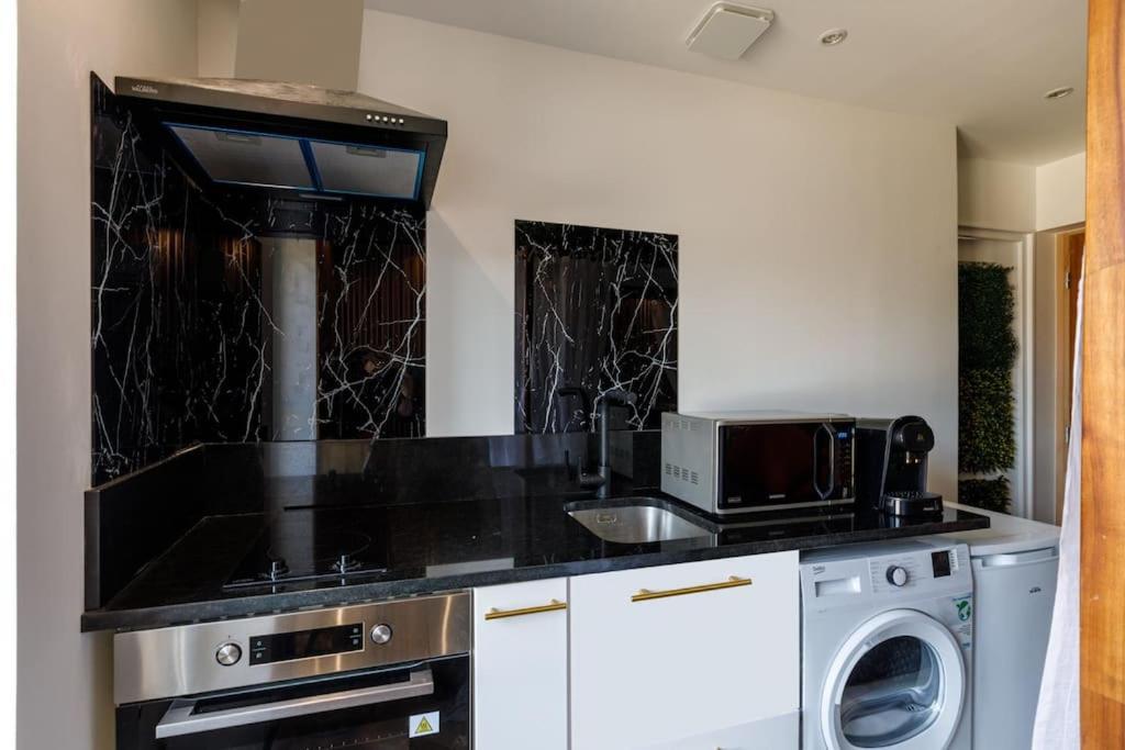 Ferienwohnung Proche Paris - Style Bali 350 M Gare Mantes Exterior foto